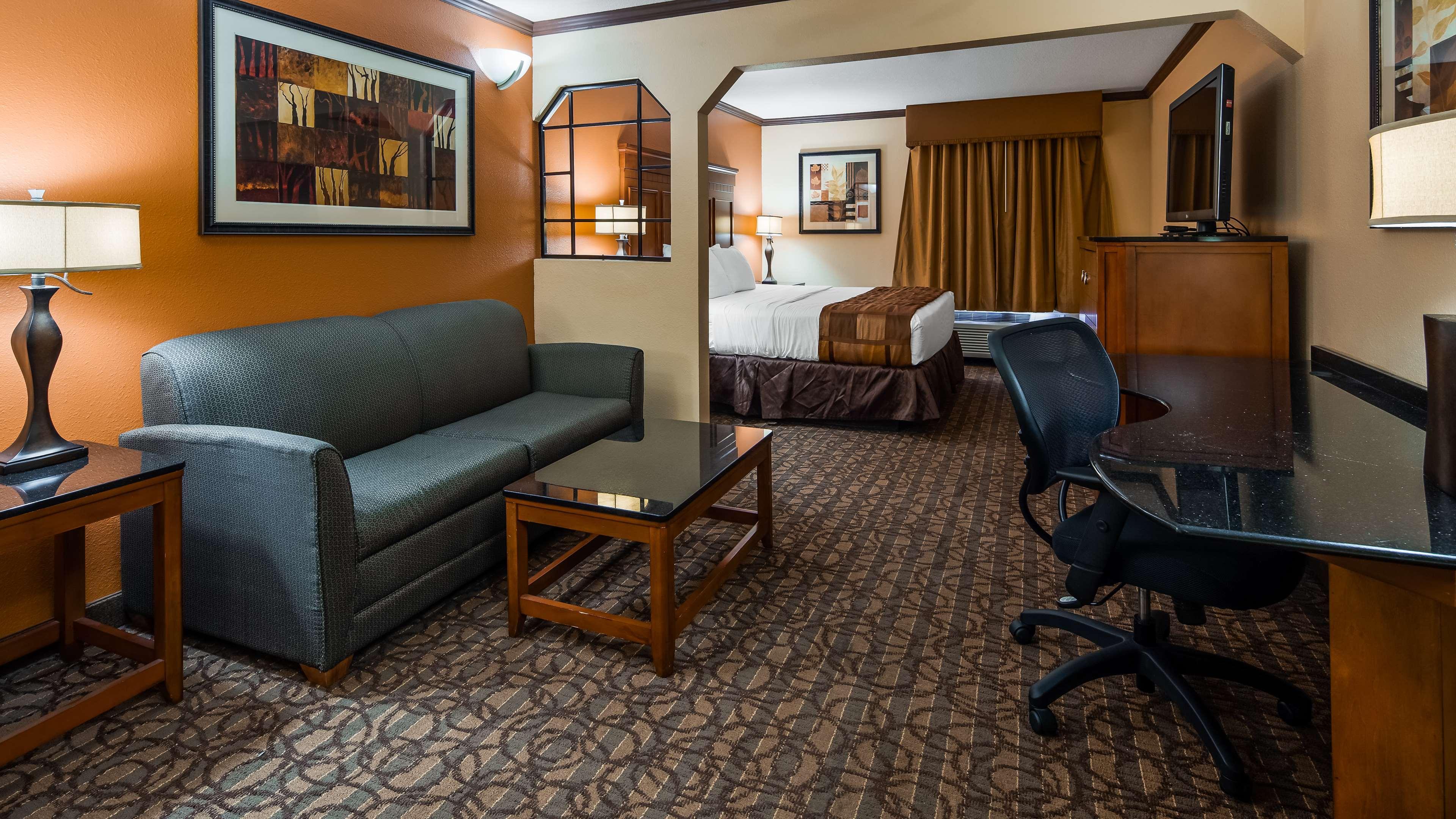Best Western Plus Midwest Inn&Suites Salina Extérieur photo