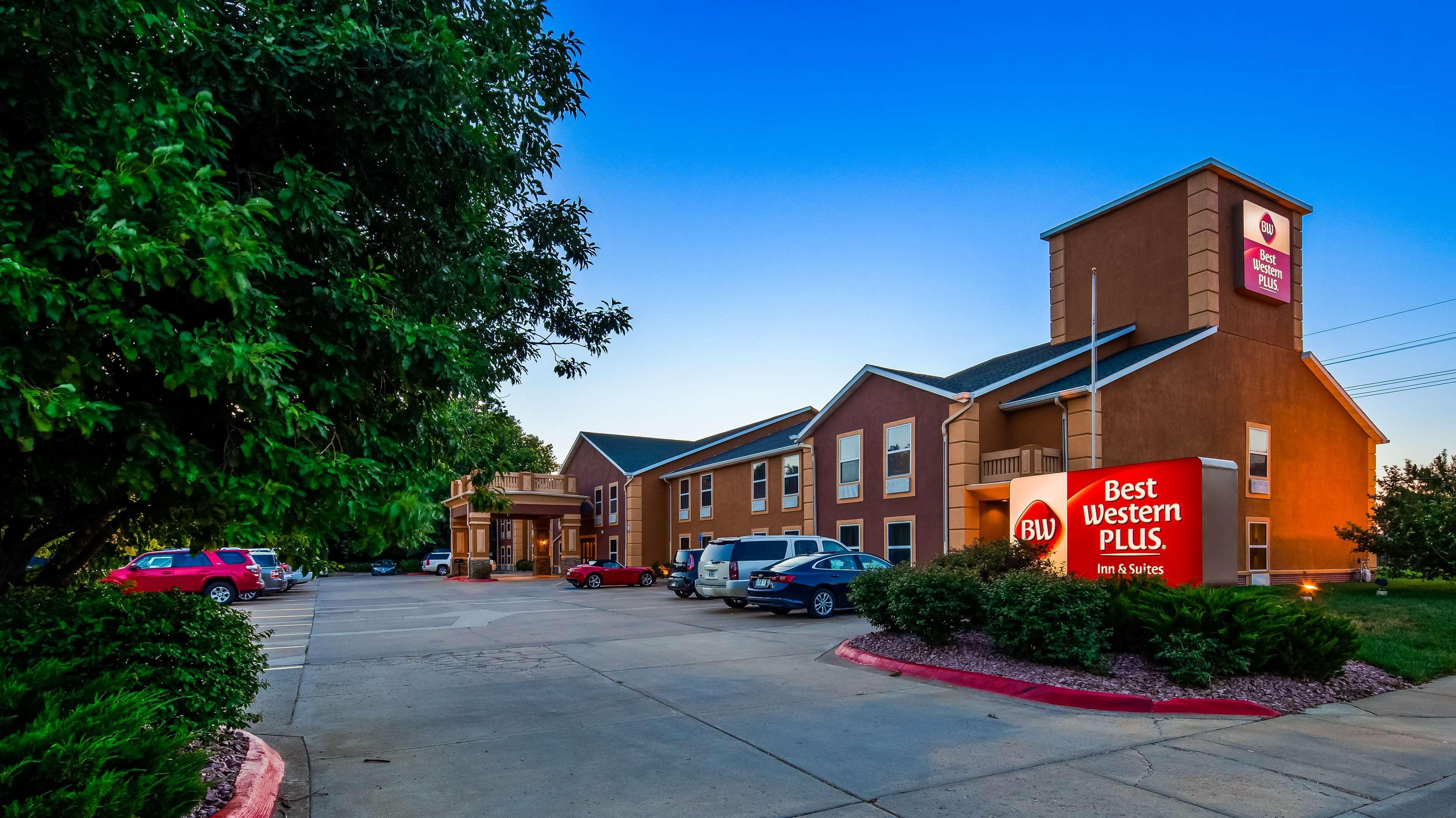 Best Western Plus Midwest Inn&Suites Salina Extérieur photo