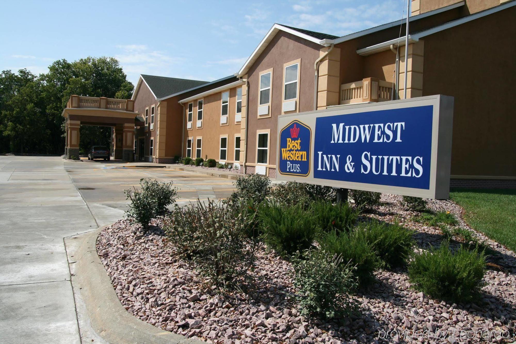Best Western Plus Midwest Inn&Suites Salina Extérieur photo